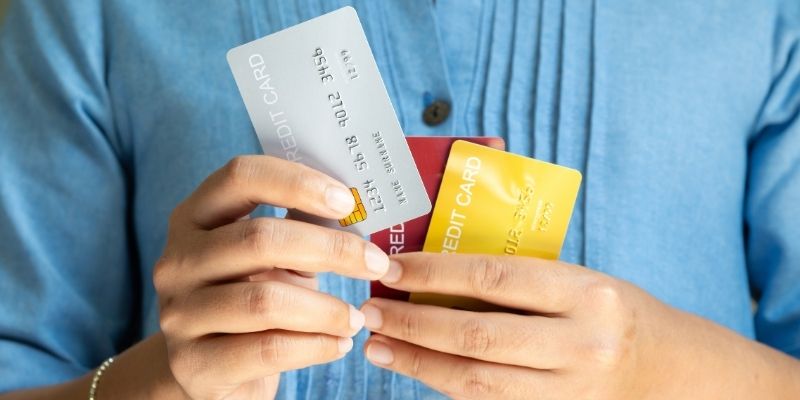 信用卡換現金是什麼？跟預借現金差在哪，一次看懂不踩雷